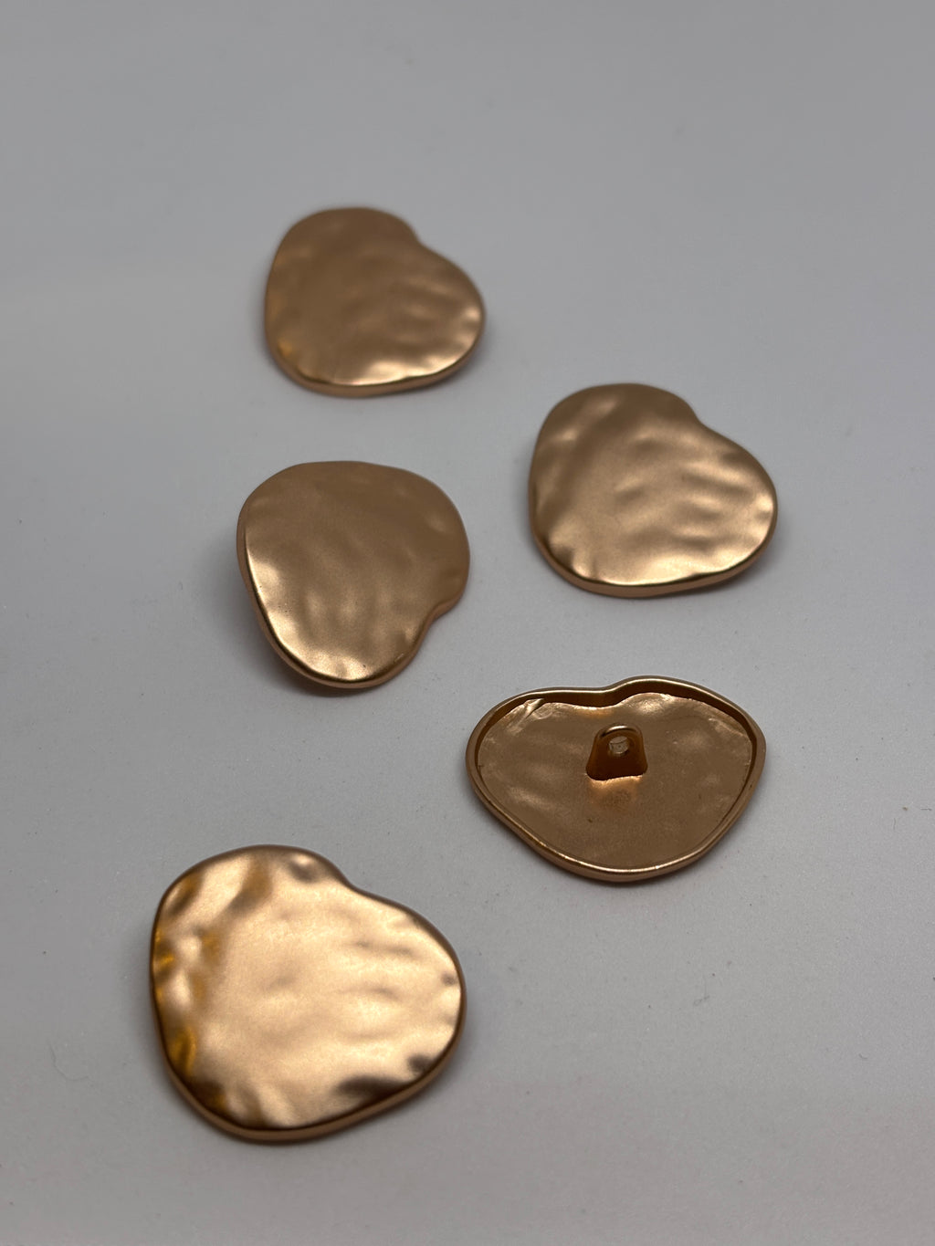 Button F357 - 30mm (48") - Shank button boton