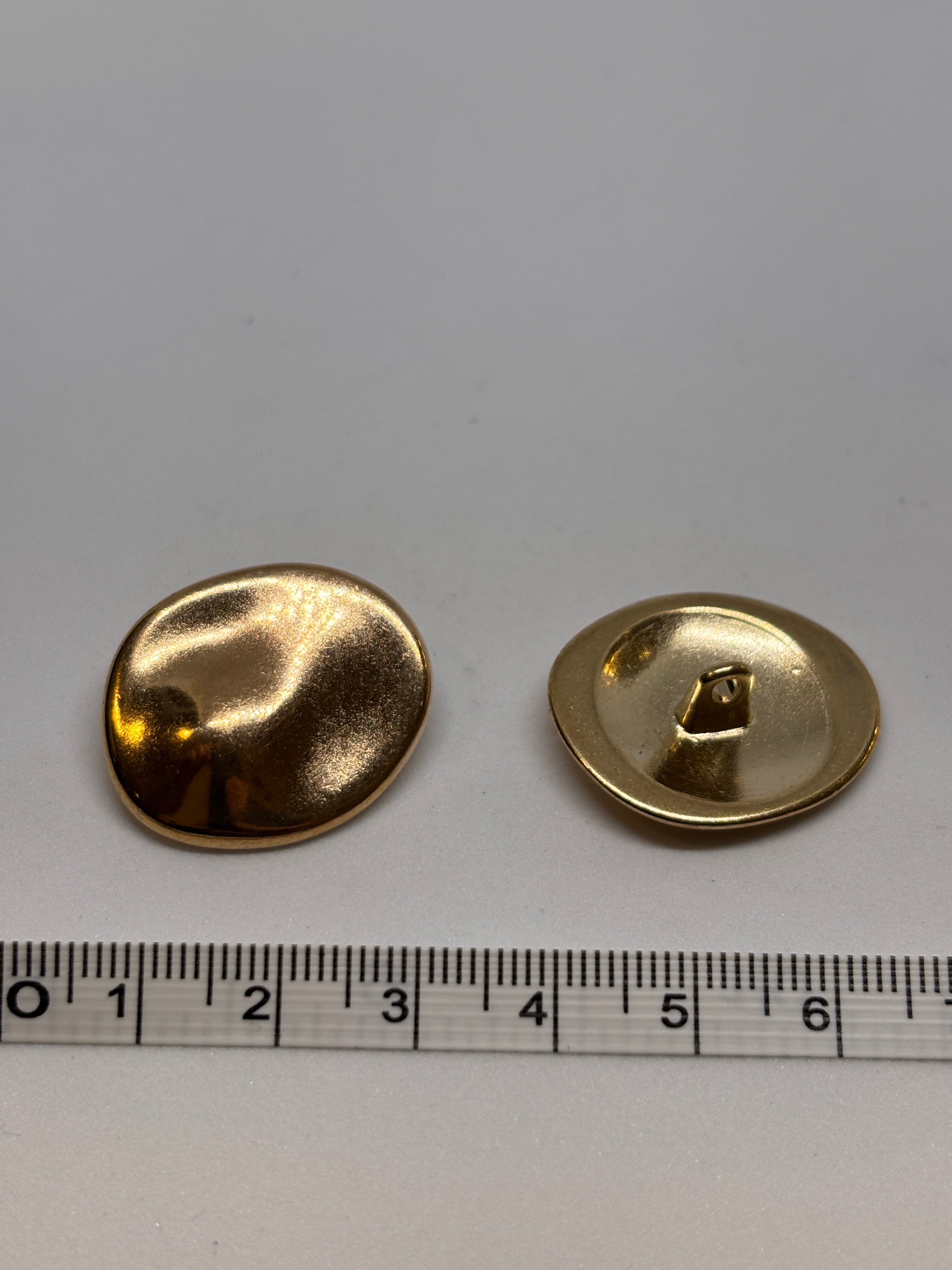 Button ZM103 - 25mm (40") metal shank button, shiny gold finish boton