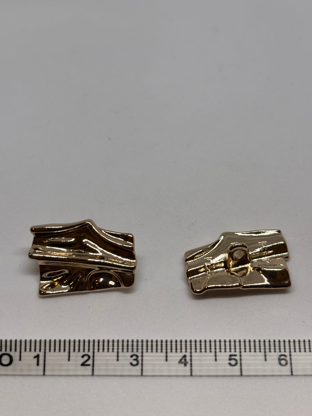 Button V172 - 25mm (40") - Shank button boton