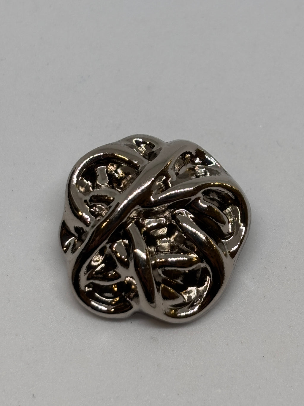 Button V200 - 23mm (36") - Shank button boton