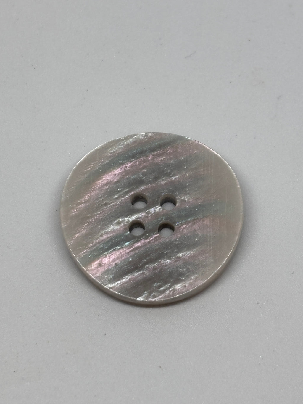 Botones de poliéster asequibles, boton de poliéster de 4 agujeros. Button