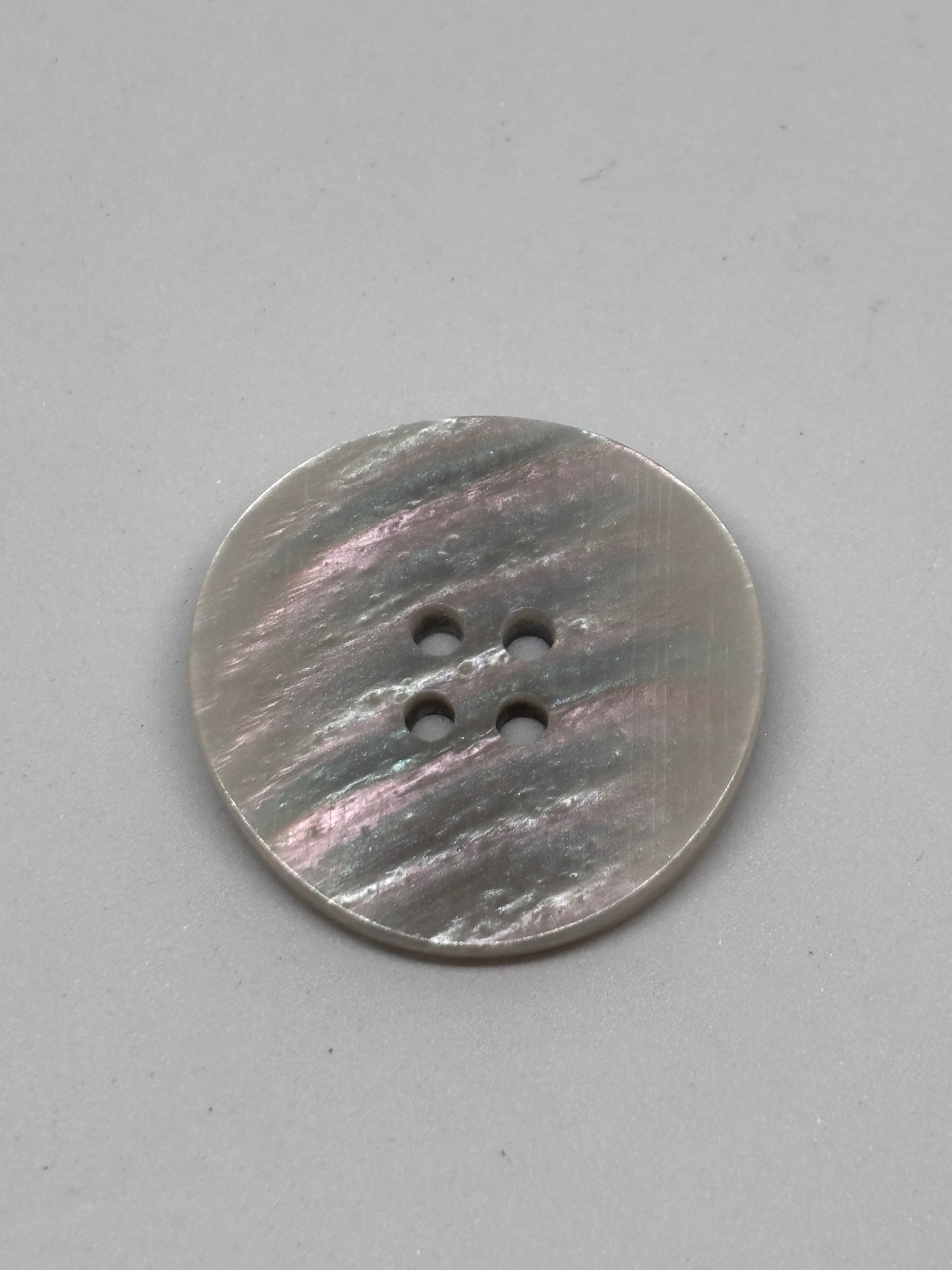 Botones de poliéster asequibles, boton de poliéster de 4 agujeros. Button