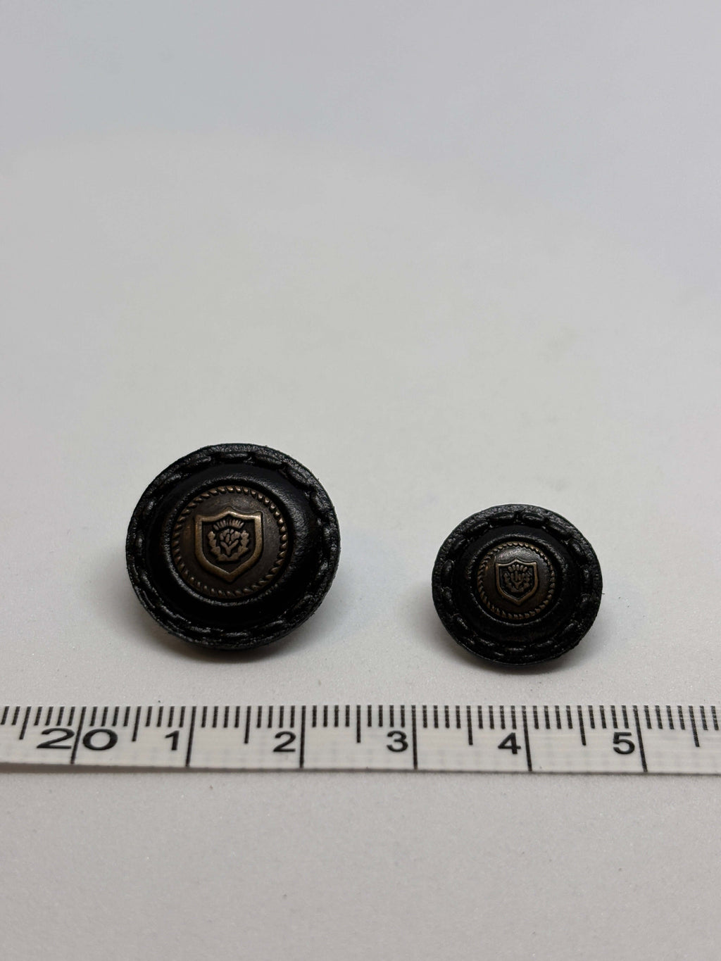 Button B42MM Black - Real Leather - 15mm 20mm - Shank button boton de pie