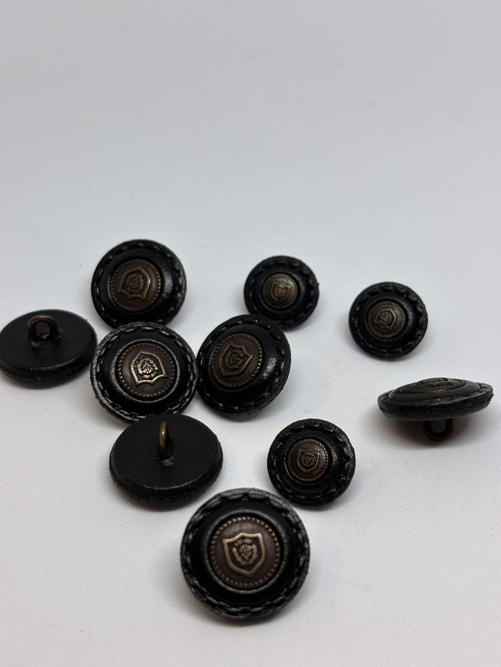 Button B42MM Black - Real Leather - 15mm 20mm - Shank button boton de pie