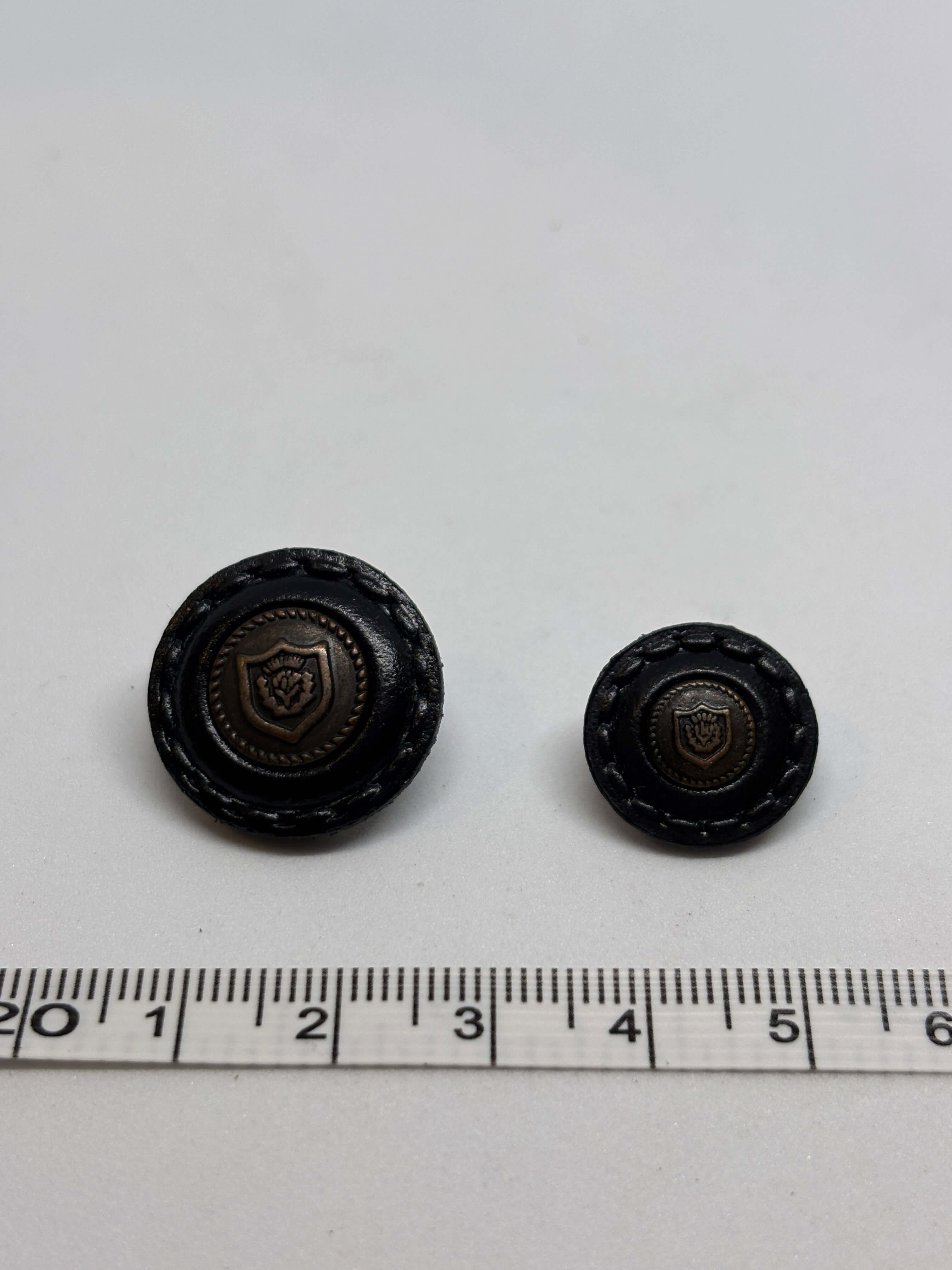 Button B42MM Navy Blue - Real Leather - 15mm 20mm - Shank button boton de pie