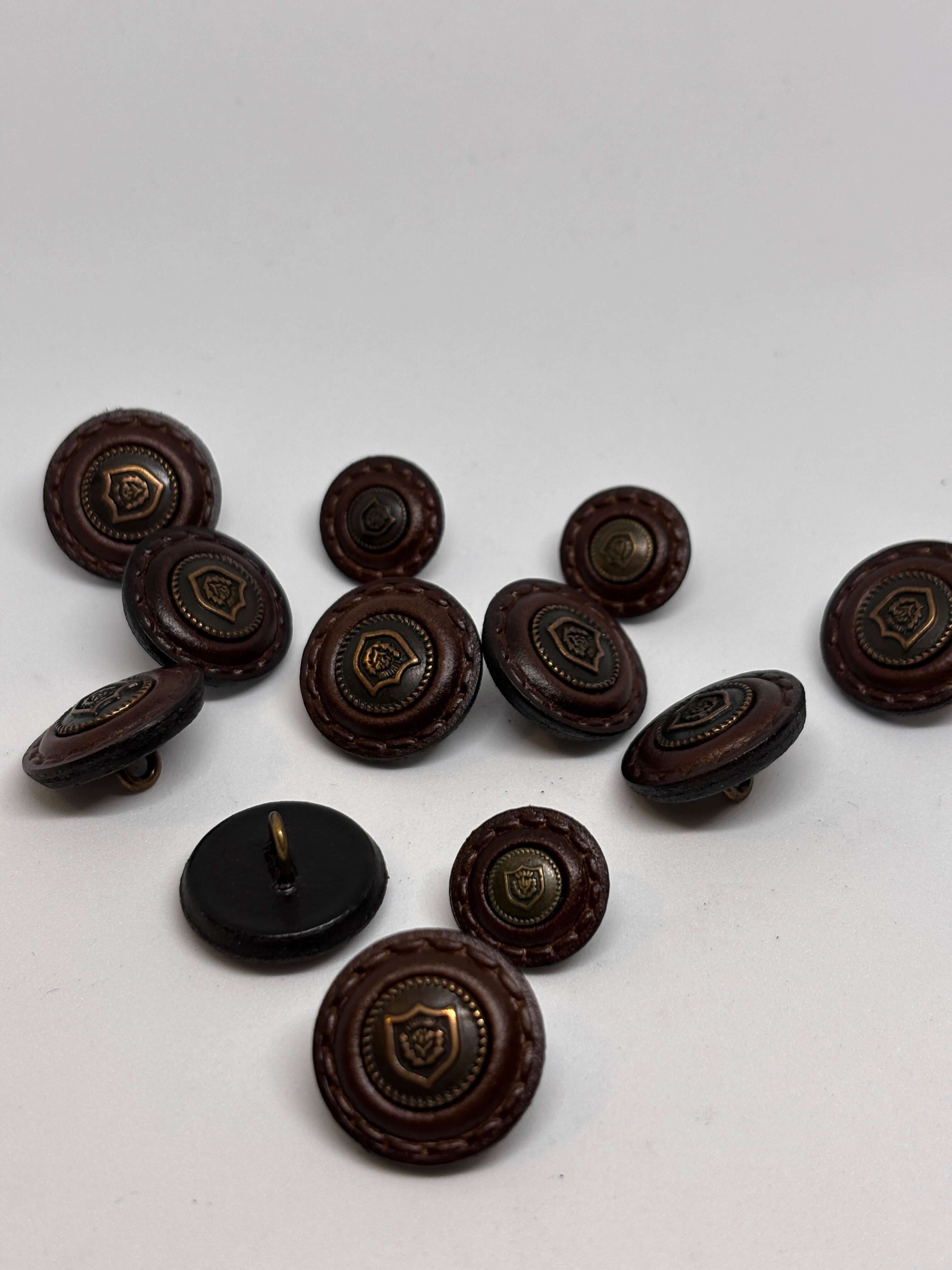 Button B42MM Brown - Real Leather - 15mm 20mm - Shank button boton de pie
