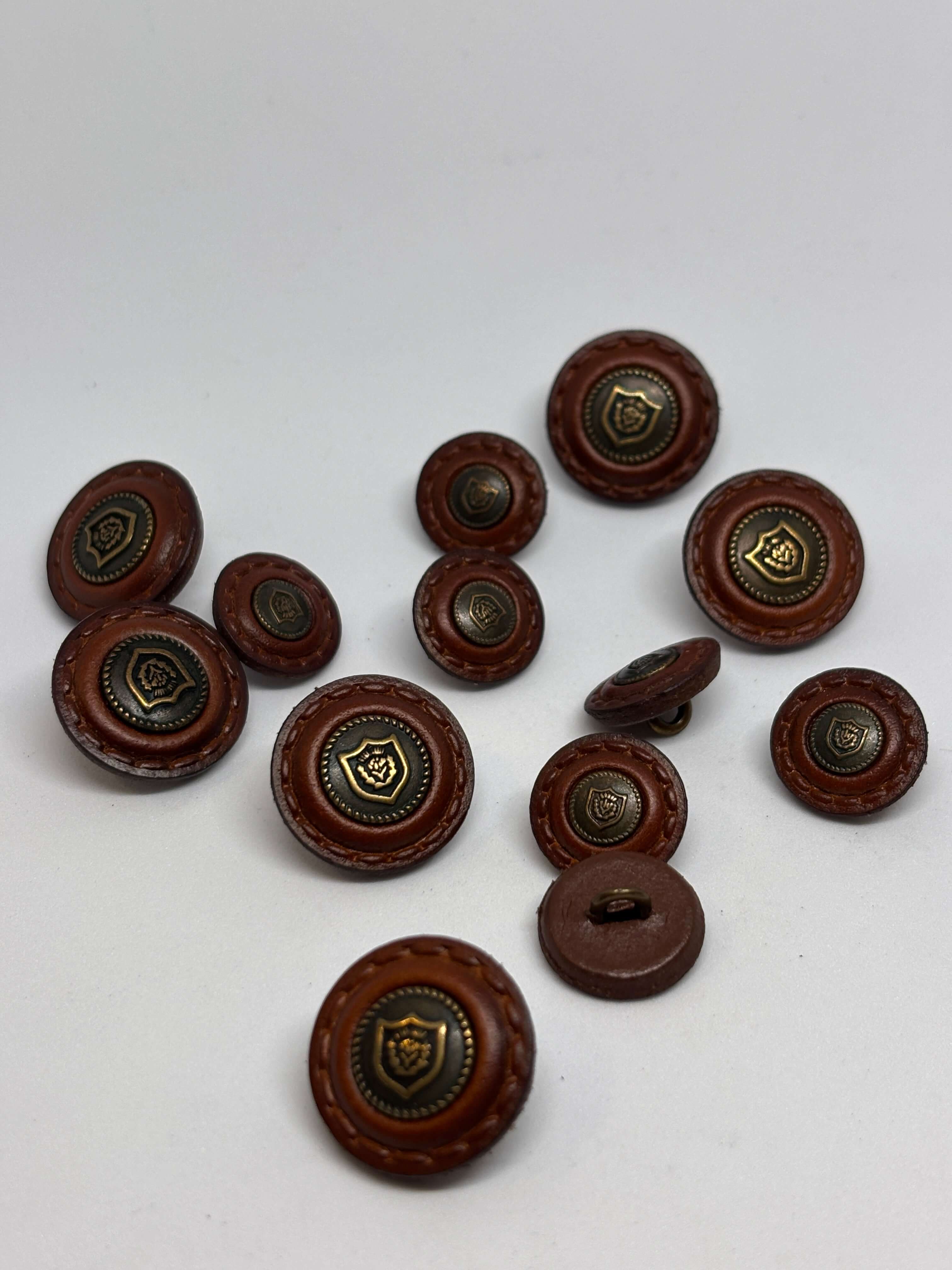 Button B42MM Light Brown - Real Leather - 15mm 20mm - Shank button boton de pie