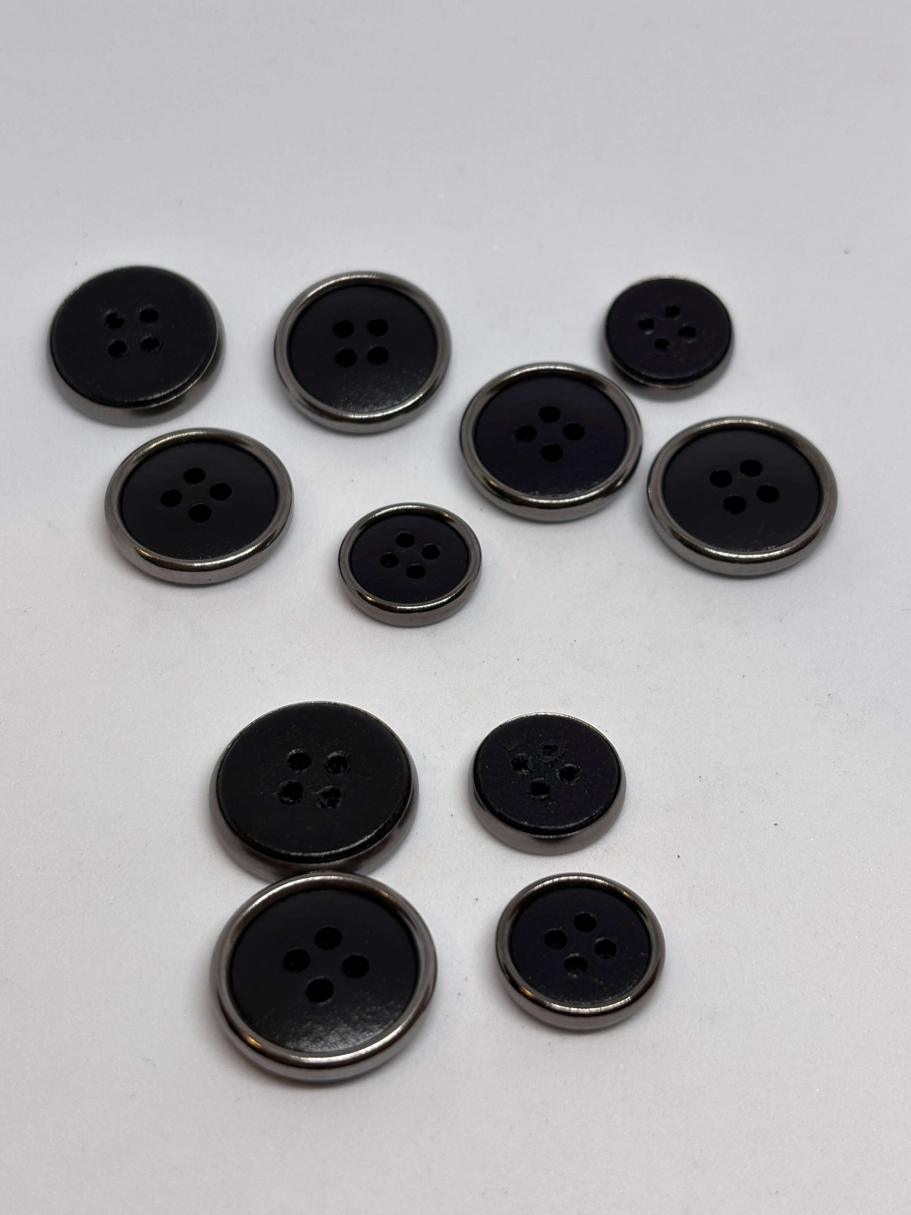 Button B36 Black - Real Leather - 15mm 20mm - 4 holes boton