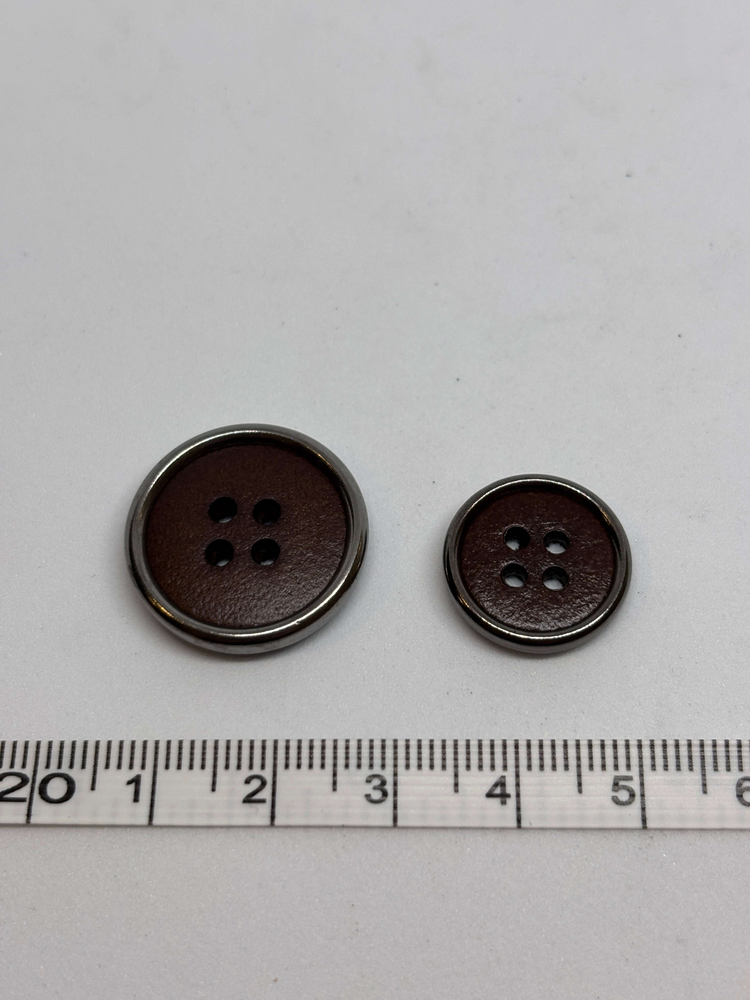 Button B36 Brown - Real Leather - 15mm 20mm - 4 holes boton