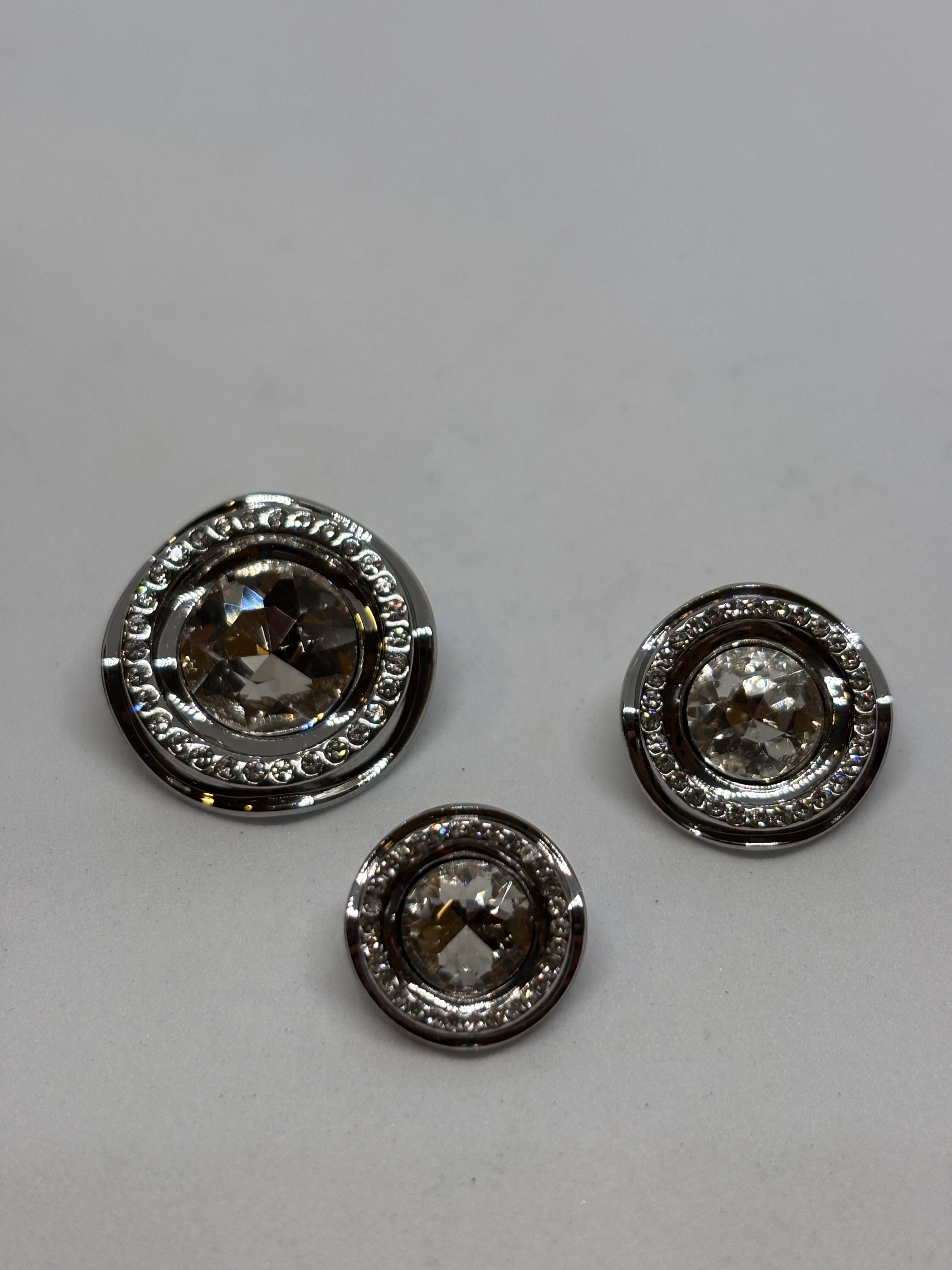 Button B8174 NT - 15mm-18mm-23mm - Shank button boton de pie