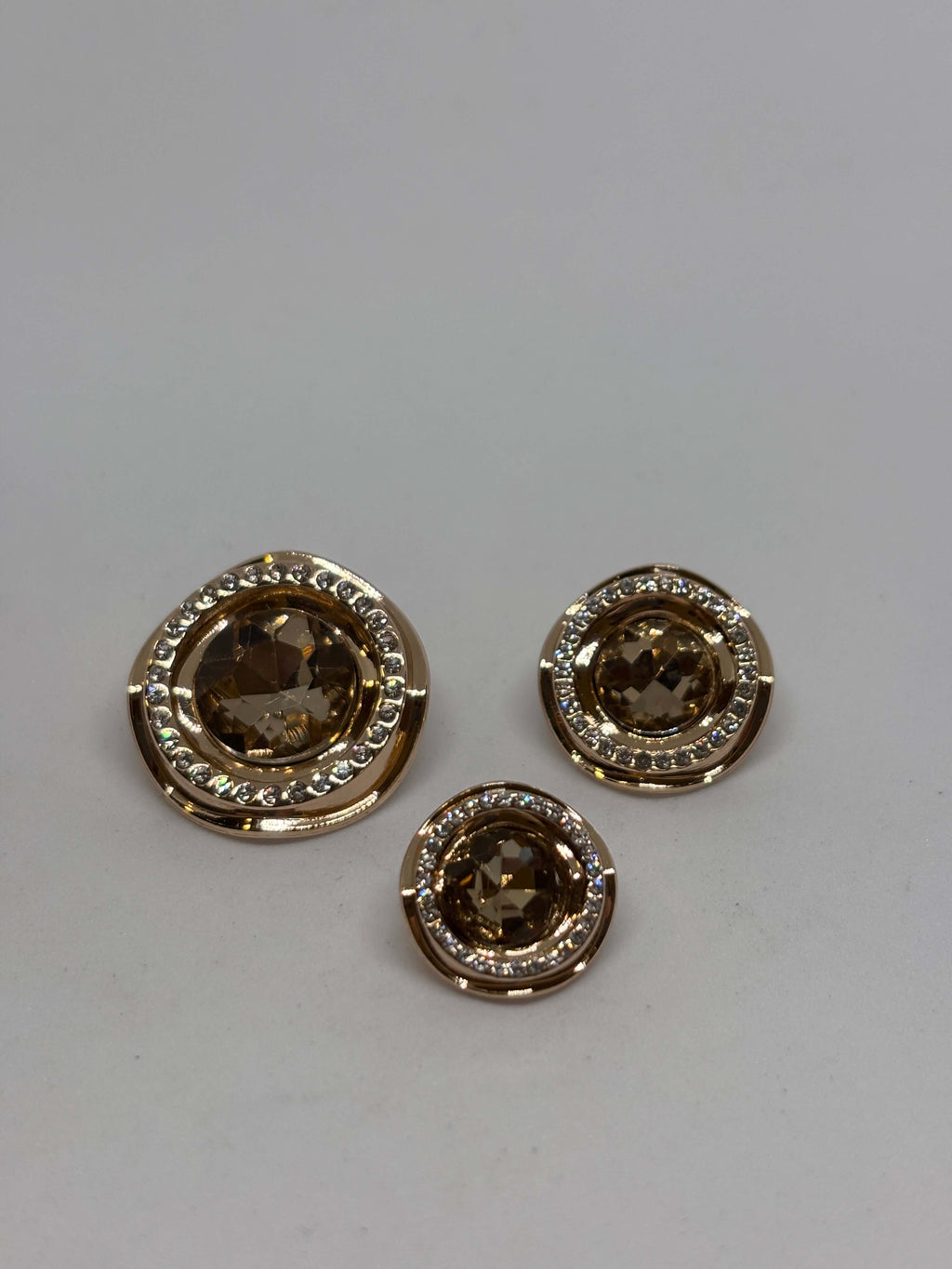 Button B8174 GY - 15mm-18mm-23mm - Shank button boton de pie