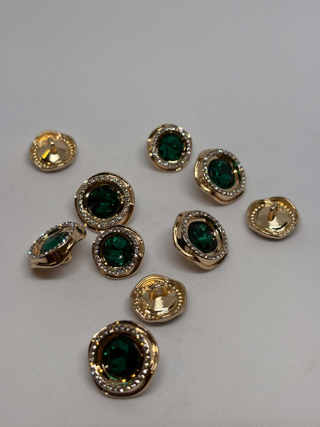 Button B8174 GG - 15mm-18mm - Shank button boton de pie