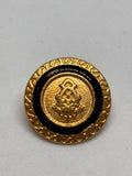 Botón Z881 de vástago en oro con centro de esmalte negro y emblema de cresta heráldica, tamaño 20mm. button