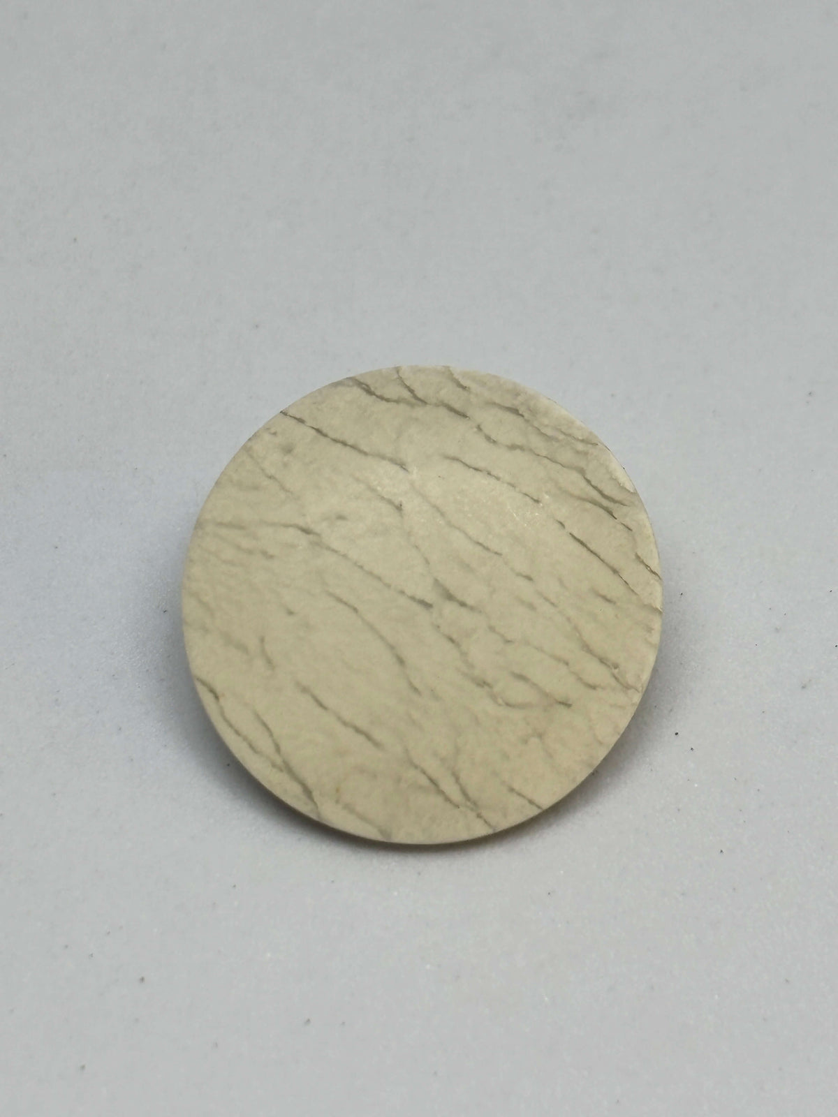 Button P6058 Beige & Ecru Polyester Button 15-20mm (24L-32L)