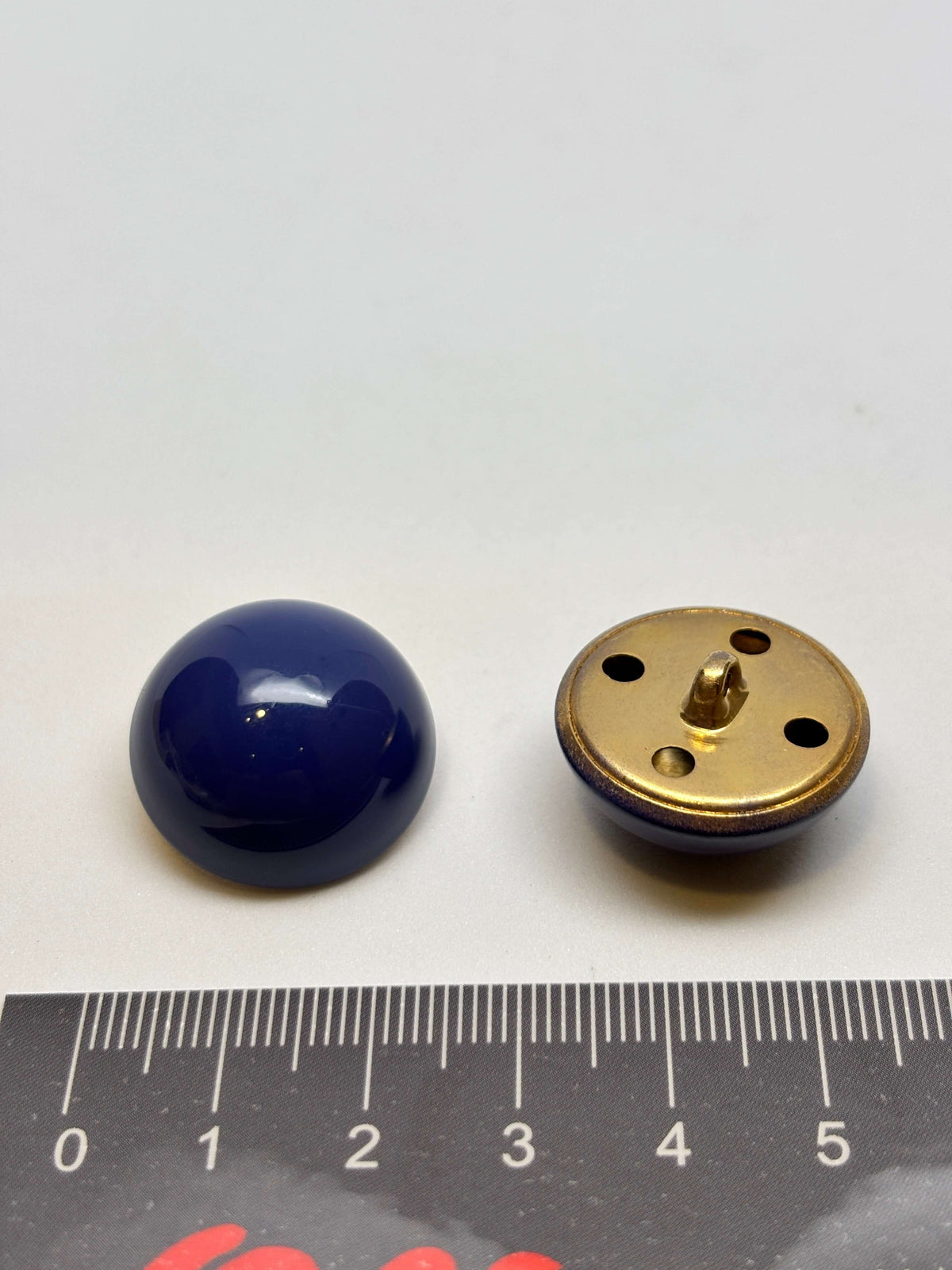 Button M020 Blue Metal Shank Button 23mm (36L)