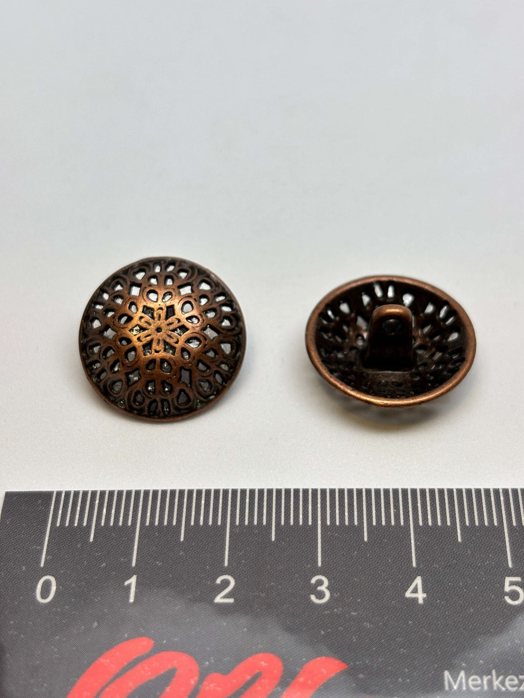 Button M54437 Bronze Metal Shank Button 20mm (32L)