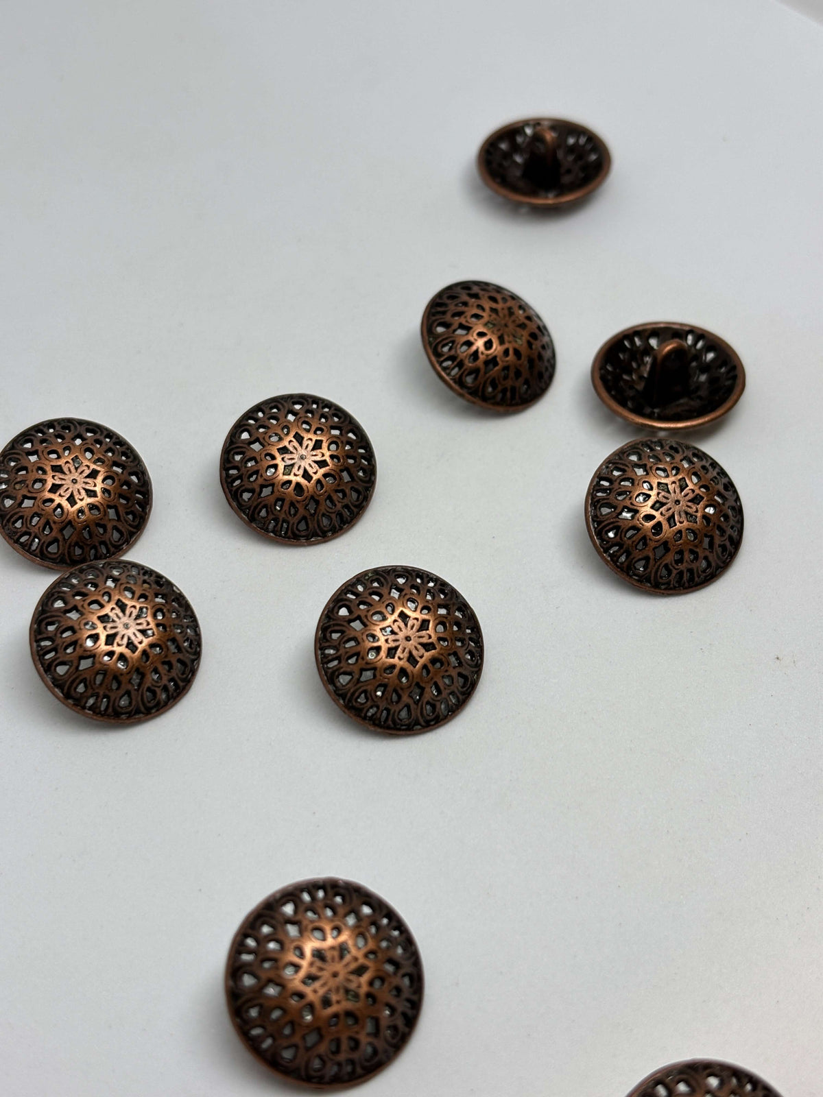 Button M54437 Bronze Metal Shank Button 20mm (32L)