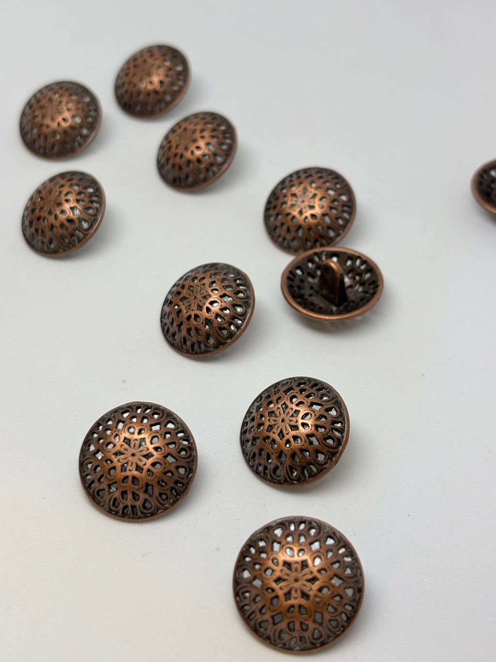 Button M54437 Bronze Metal Shank Button 20mm (32L)