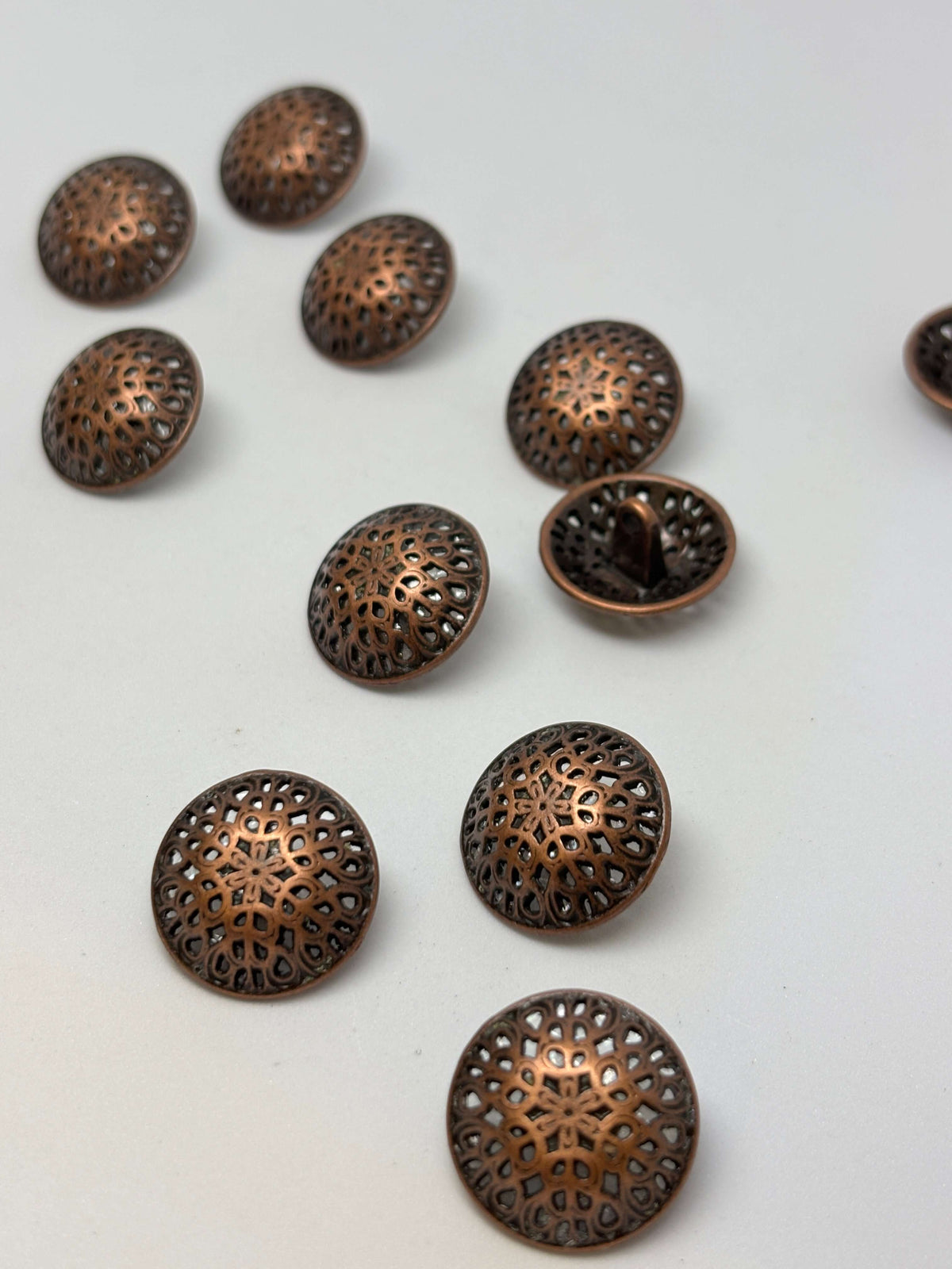 Button M54437 Bronze Metal Shank Button 20mm (32L)
