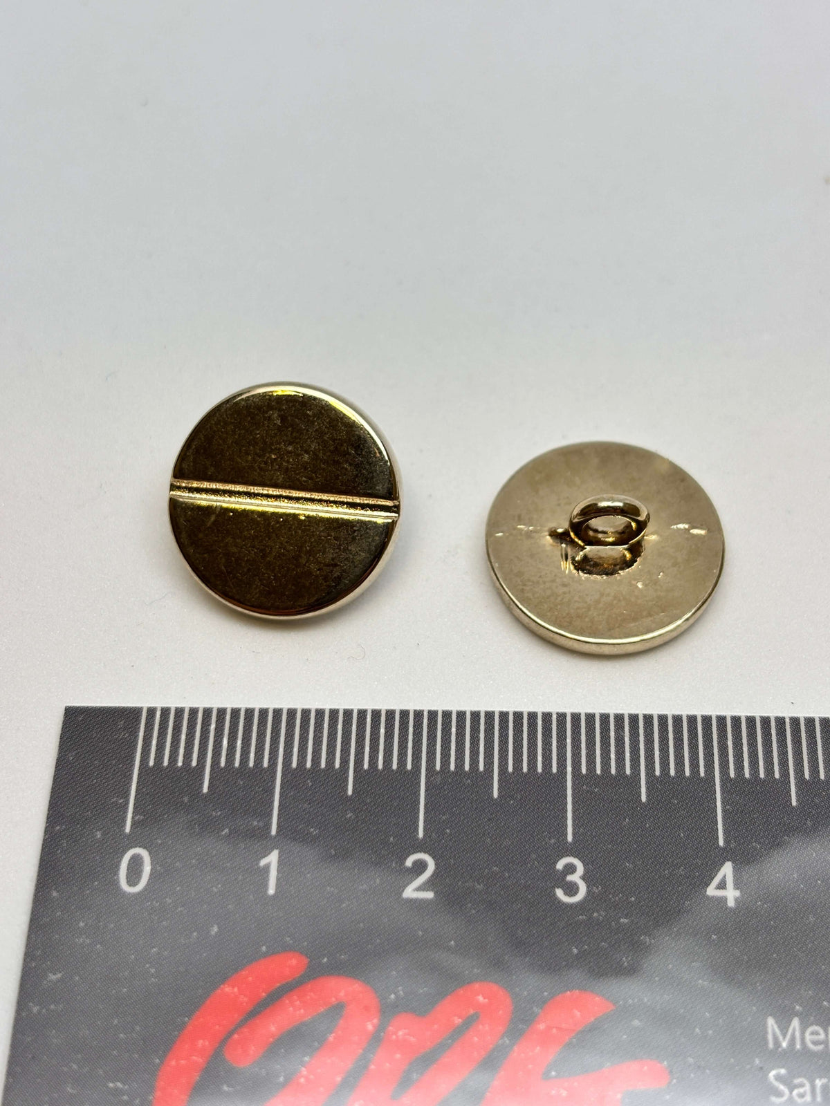 Button M57767 Gold Metal Shank Button 18mm (28L)