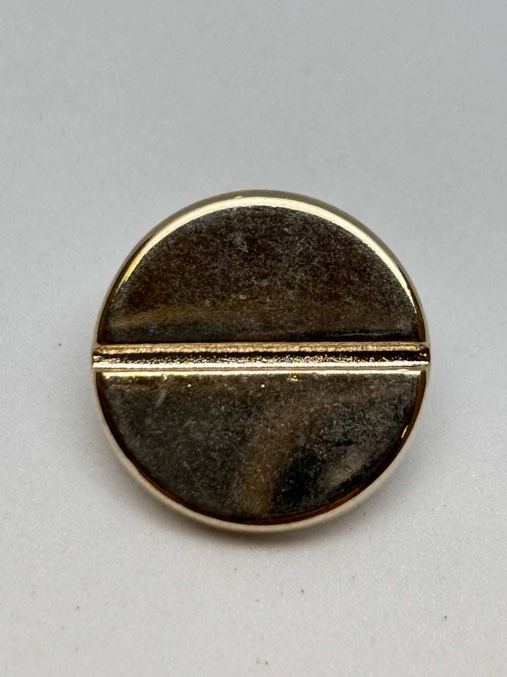 Button M57767 Gold Metal Shank Button 18mm (28L)