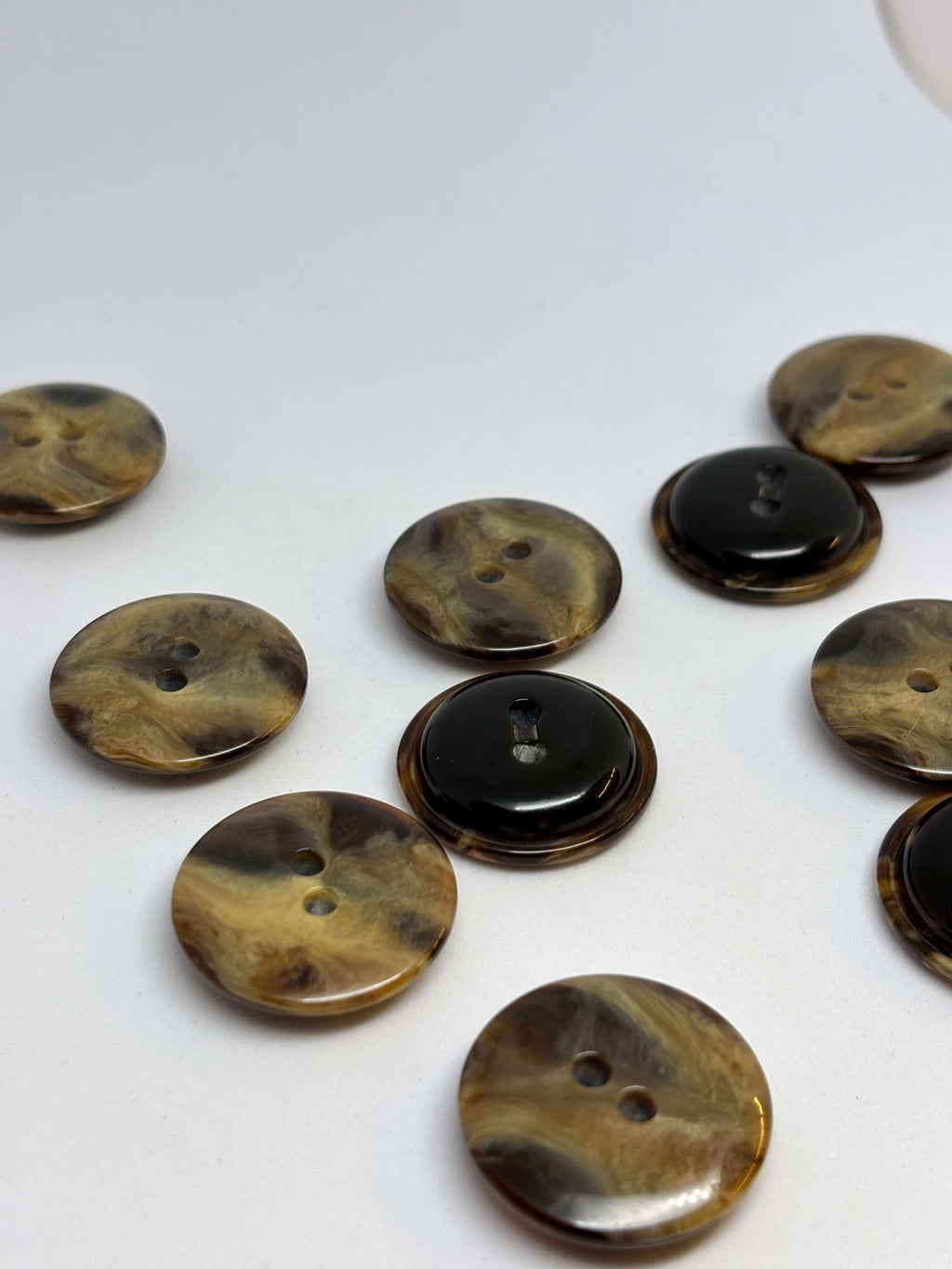 Button P55177 Beige Polyester 2-Hole Button 28mm (44L)