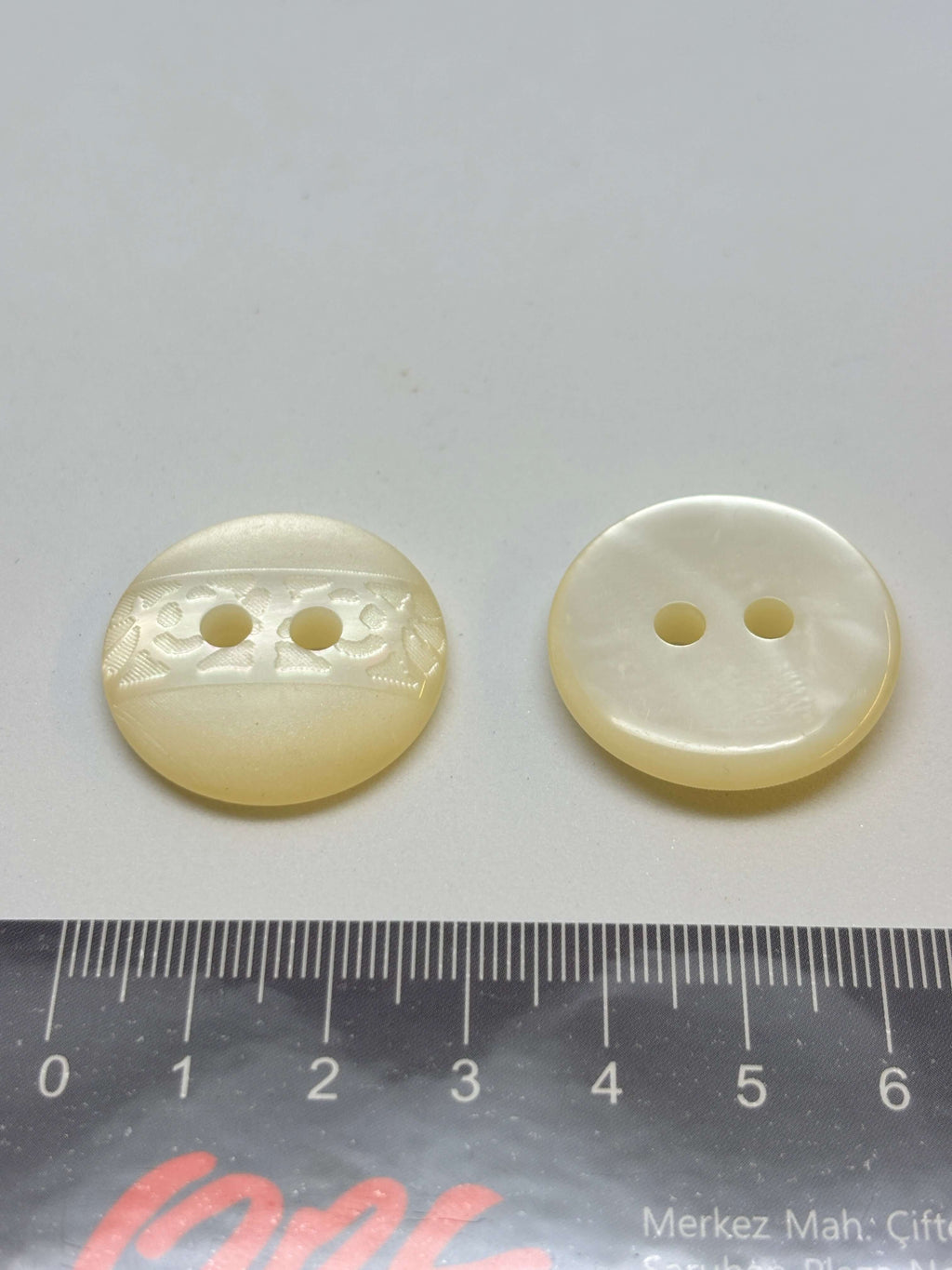 Button P57371 Beige Polyester 2-Hole Button 28mm (44L)