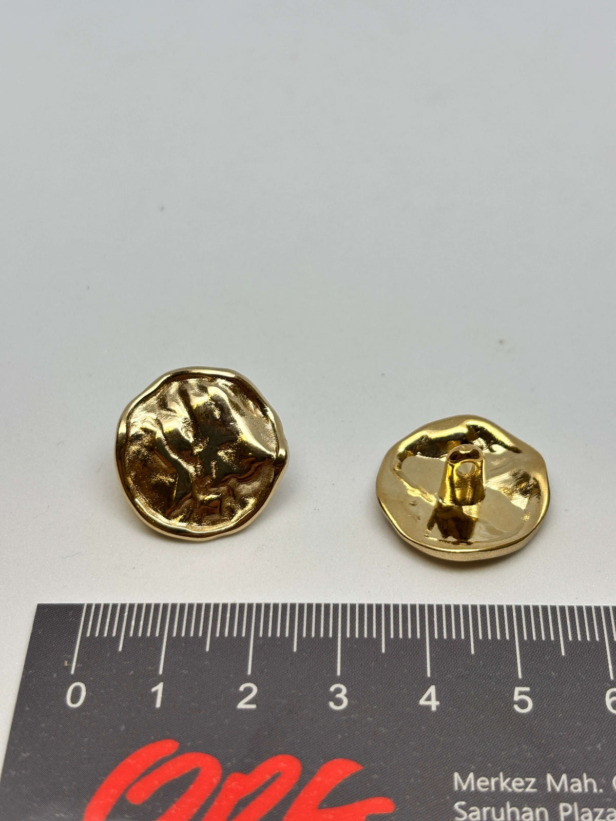 Button PM12664 Gold Metal Shank Button 23mm (36L)