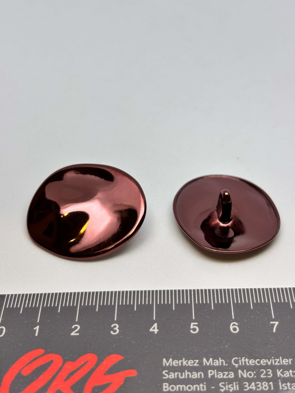 Button MC6366 Purple Metal Shank Button 34mm (54L)