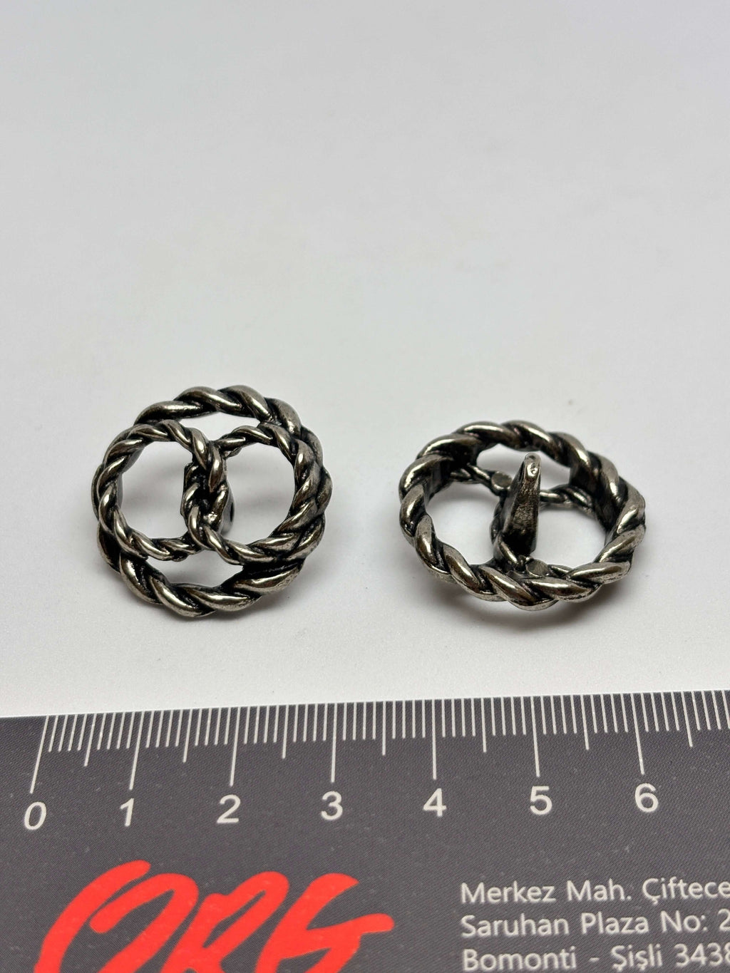Button Z343 Nickel Metal Shank Button 25mm (40L)
